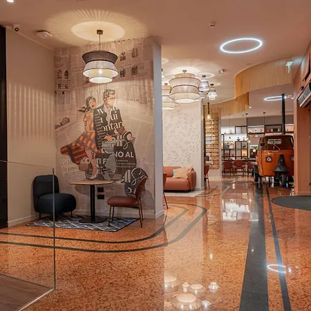 Mercure Centro 4*